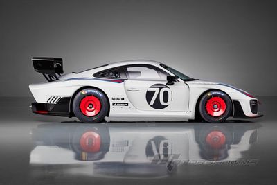 B290714-2019-Porsche-935--5-.jpg