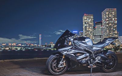 4k-bmw-s1000rr-night-2018-bikes-street.jpg