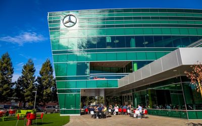mercedes-benz-opens-new-rd-facility-in-silicon-valley_100448207_l.jpg