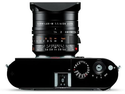 Leica-Summilux-M-28mm-f1.4-ASPH-lens-on-M240-3-550x411.jpg