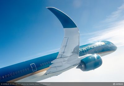 Airbus_A350XWB_VNA_06.jpg