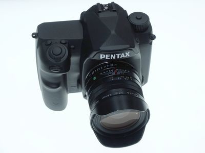 Pentax-full-frame-K-mount-DSLR-camera-5.jpg