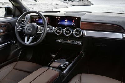 Mercedes_Benz_GLB_250_4MATIC_2020_Xe_Tinhte_026.jpg
