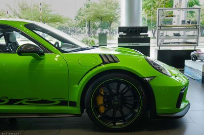 Porsche_911_GT3_RS_Xe_Tinhte (64).jpg