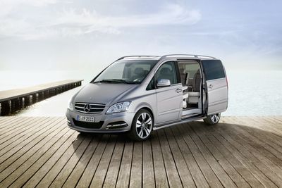 mercedes-viano-vision-pearl-study-28.jpg