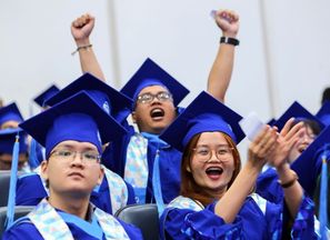 Bách khoa TP HCM đổi hội trường lễ tốt nghiệp sau khi sinh viên phản ứng