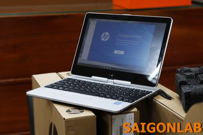 HP-EliteBook Revolve-810-G3 (2).jpg