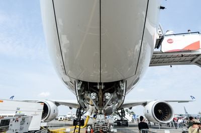 Tinhte.vn_Airbus_A350XWB-14.jpg