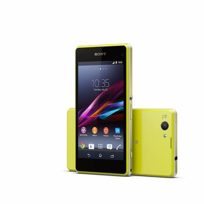 13_Xperia_Z1_Compact_Lime_Group.jpg