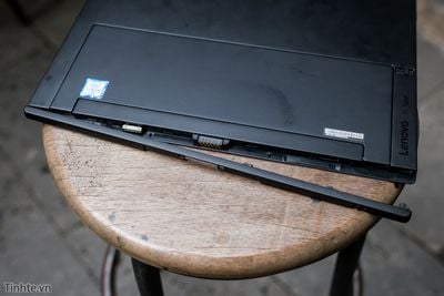 Tinhte.vn_Lenovo_ThinkPad_X1_Tablet-25.jpg