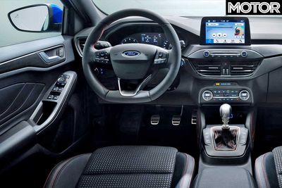 2019-ford-focus-ST-interior.jpg