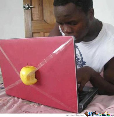 amp-quot-apple-amp-quot-laptop_o_1881041.jpg